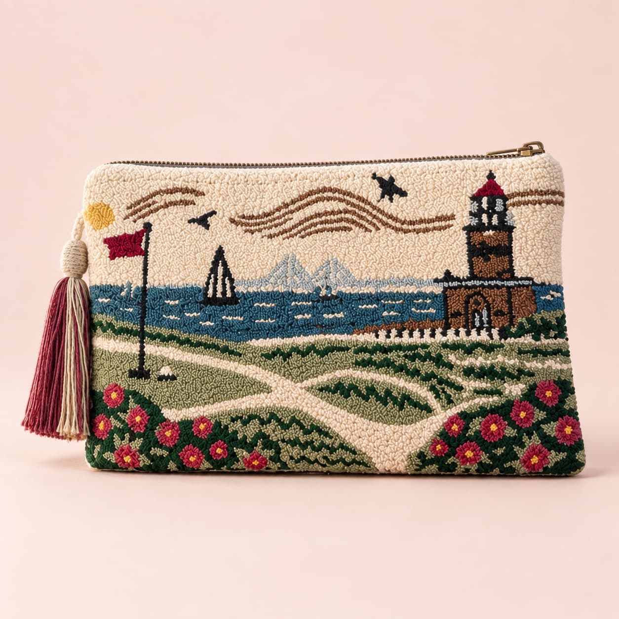 Front of the Falsterbo clutch featuring the lighthouse and coastal landscape